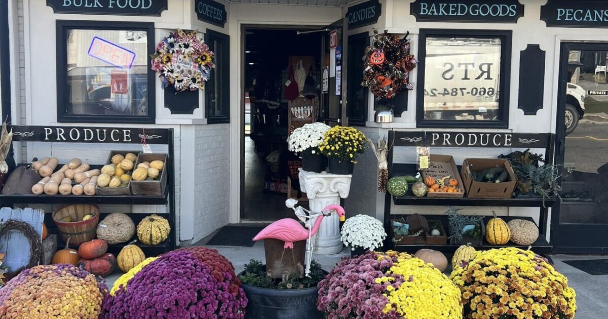 Hometown Business Spotlight: Grand River Marketplace – Local News – The