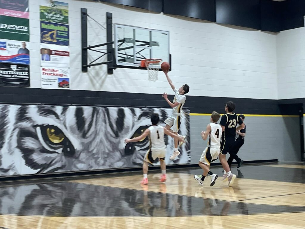 Keytesville Varsity Tigers vs. Norborne.