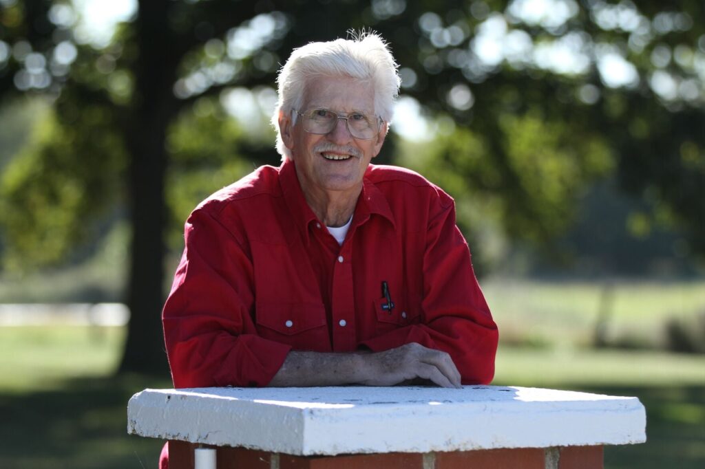 Robert "Bob" Lee Smith