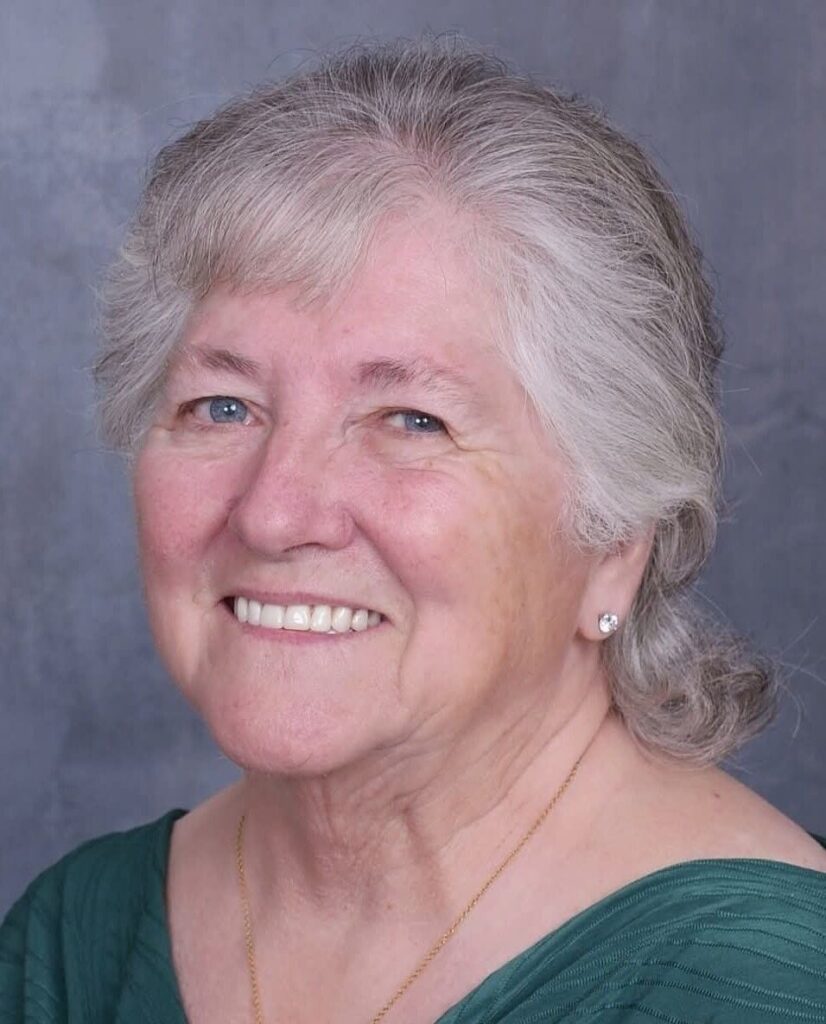 Lois Maureen Chalmers